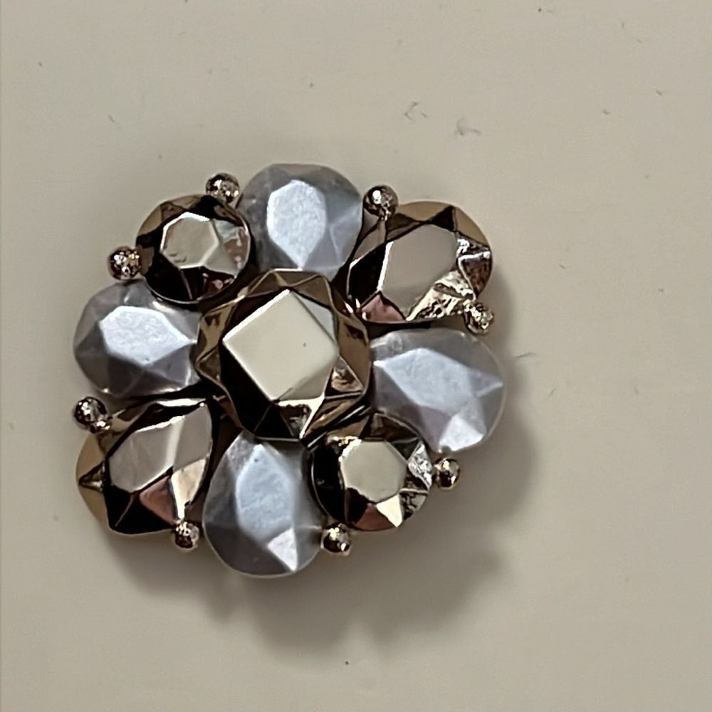 NEW Lindsay Phillips “Shelby”Interchangeable Shoe Snaps - Picture 2 of 3